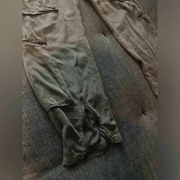 2004 Dolce Gabbana Cargo Pants - Picture 3 of 9